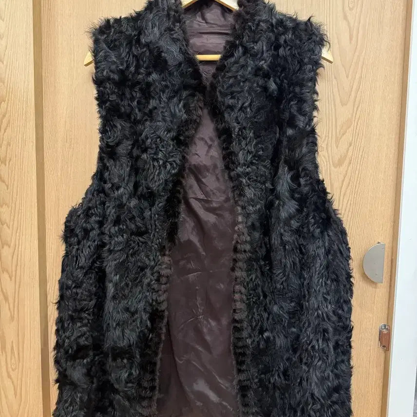 [BUNJANG] Black Fleece Vest / 블랙양털퍼베스트