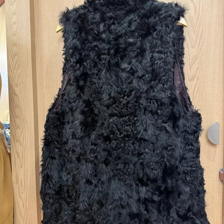 [BUNJANG] Black Fleece Vest / 블랙양털퍼베스트