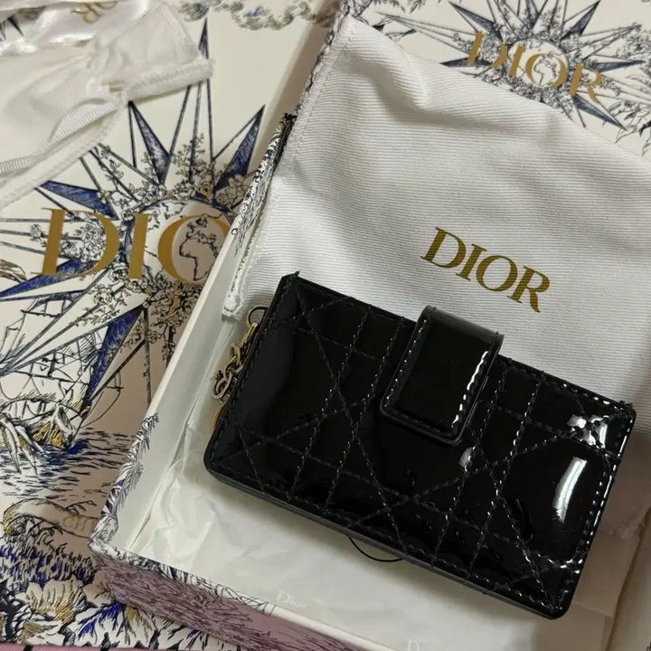[BUNJANG] Dior Jisoo Lady Dior Card Wallet / 디올 레이디 디올 지스민 카드지갑 블랙