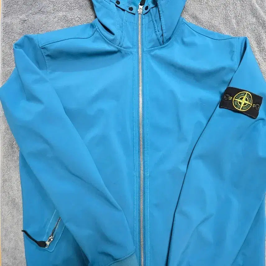 [BUNJANG] 스톤아일랜드 소프트쉘 / 블루 XL / 스톤아일랜드 소프트쉘 / 블루 XL