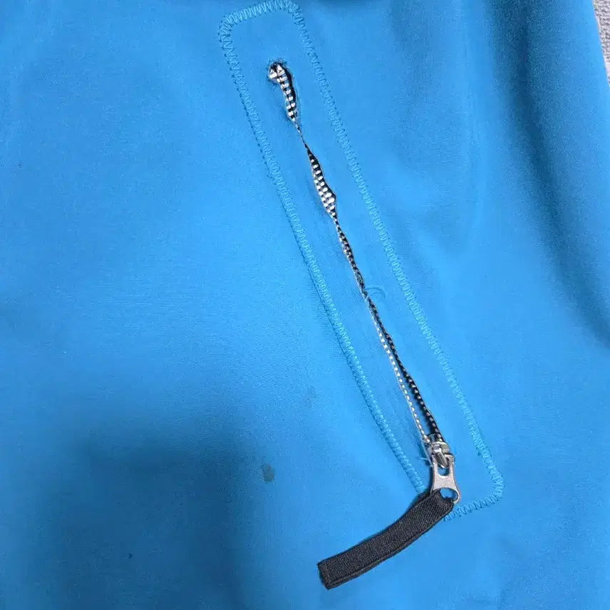 [BUNJANG] 스톤아일랜드 소프트쉘 / 블루 XL / 스톤아일랜드 소프트쉘 / 블루 XL