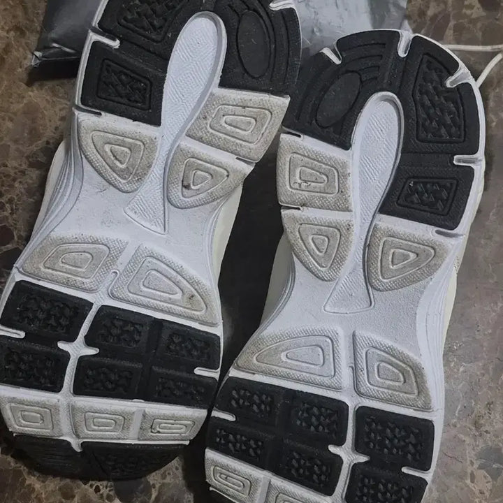 [BUNJANG] SOCOMODS Ankle Boots US8 Ivory / SOCOMODS 퍼 앵클부츠 US8 아이보리