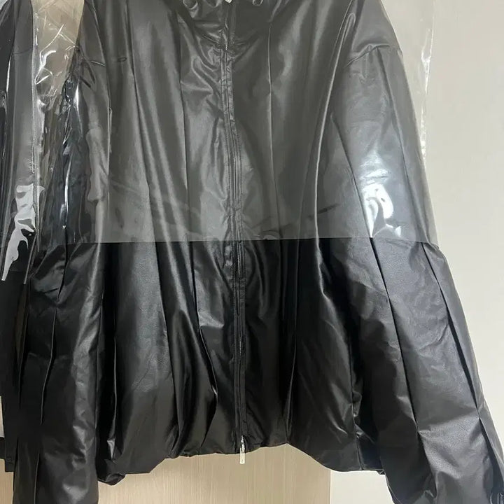 [BUNJANG] PAF Cocoon Down Metallic Black (L) / (L)PAF 코쿤 다운 메탈릭 블랙