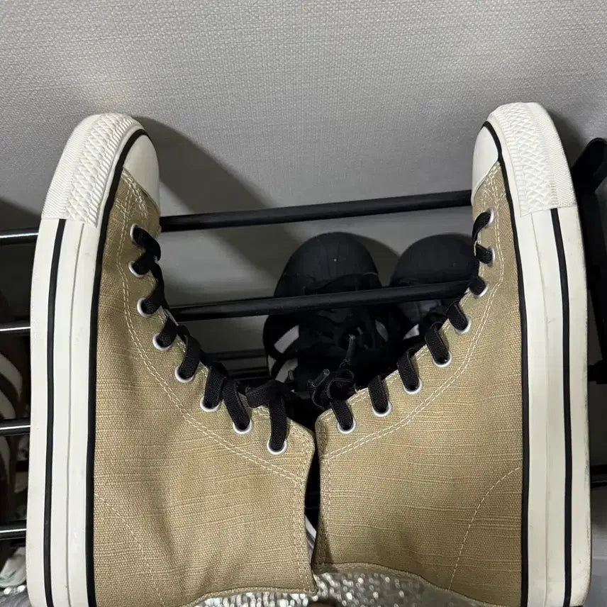 [BUNJANG] Converse High Top Sneakers Beige 250mm / 컨버스 하이 스니커즈 베이지 250mm
