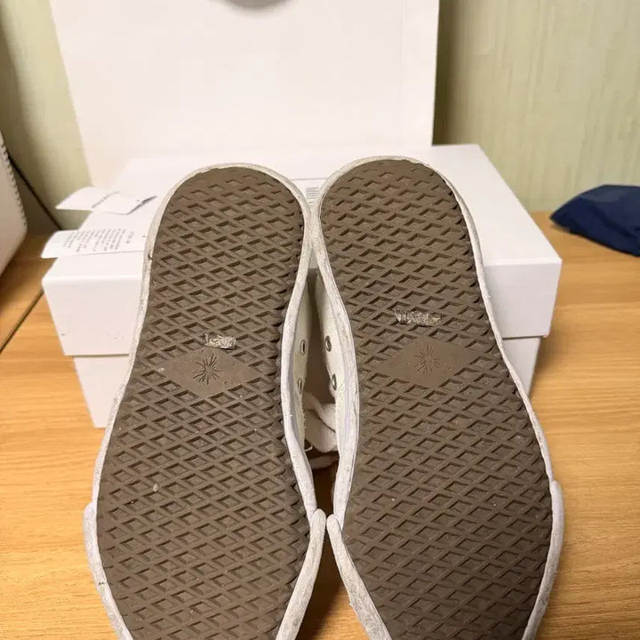 [SOLD OUT] 미하라야스히로 솔 캔버스 로우 피터슨 스니커즈