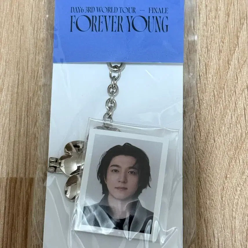 [SOLD OUT] 미개봉새상품)원가양도 데이식스 성진 포에버영 로켓 팬던트