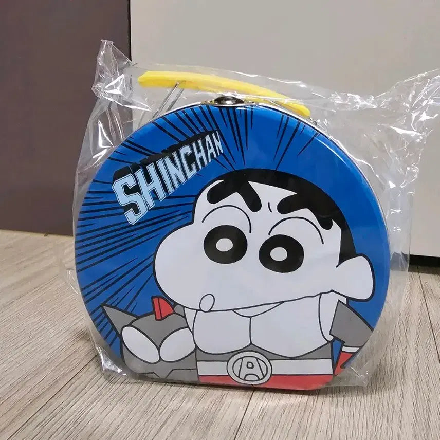 [BUNJANG] Crayon Shin-chan Round Tin Case Bag / 짱구는 못말려 원형 가방 틴케이스