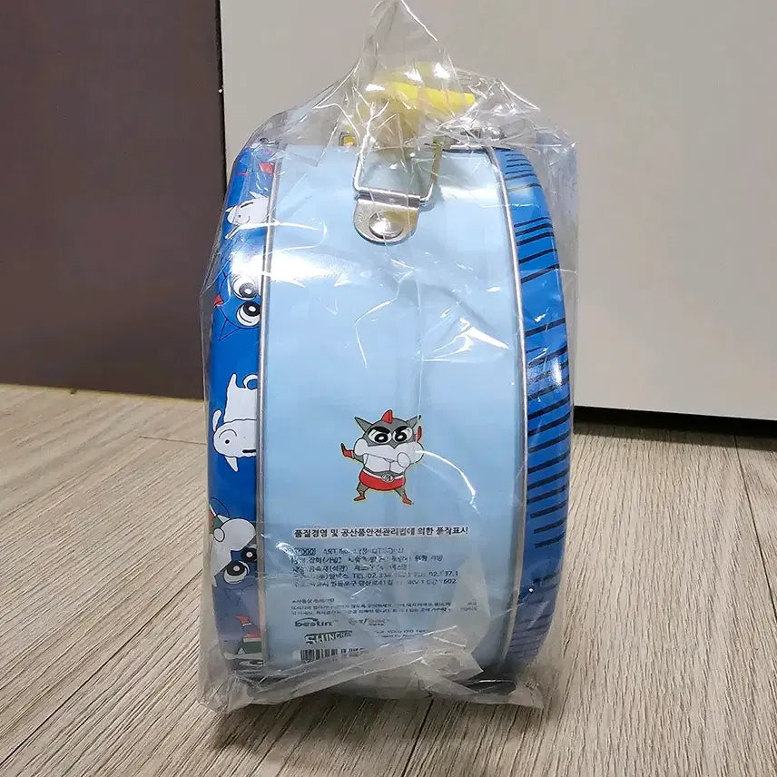 [BUNJANG] Crayon Shin-chan Round Tin Case Bag / 짱구는 못말려 원형 가방 틴케이스