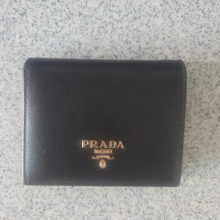 [BUNJANG] Prada Saffiano Bi-fold Wallet / 프라다 여성 반지갑 블랙 사피아노
