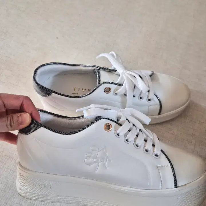 [BUNJANG] Time Leather Sneakers / 한섬 타임 레더스니커즈(250)