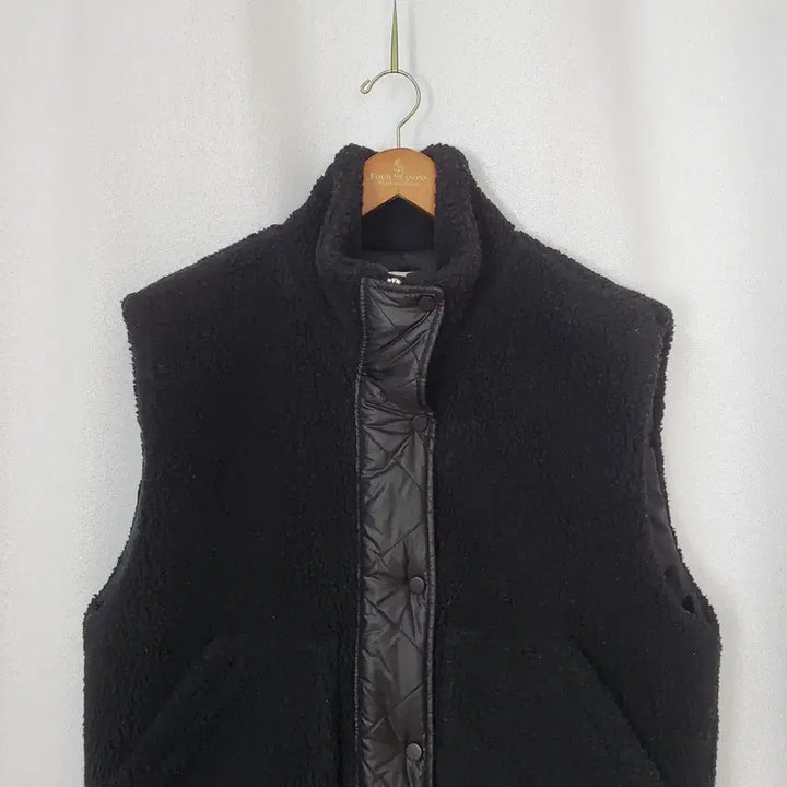 [BUNJANG] Juicy Judy Sherpa Padded Vest / 쥬시쥬디 뽀글이 패딩베스트 55-66