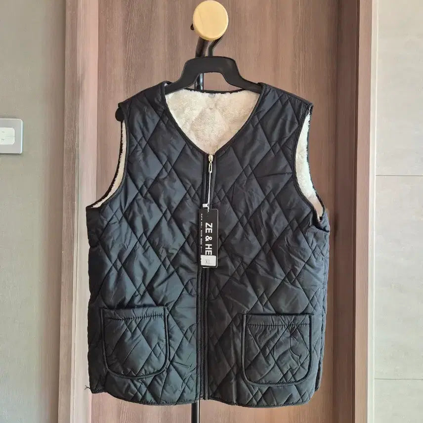 [SOLD OUT] (새상품)블랙 여성 퀼팅 조끼 XL