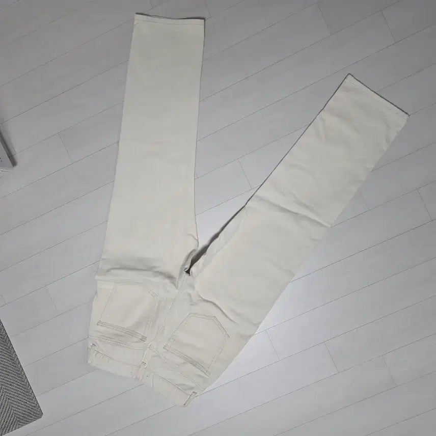 [BUNJANG] Musinsa Standard Regular Fit Denim Pants / [26_크림] 무신사스탠다드 레귤러 핏 데님 팬츠