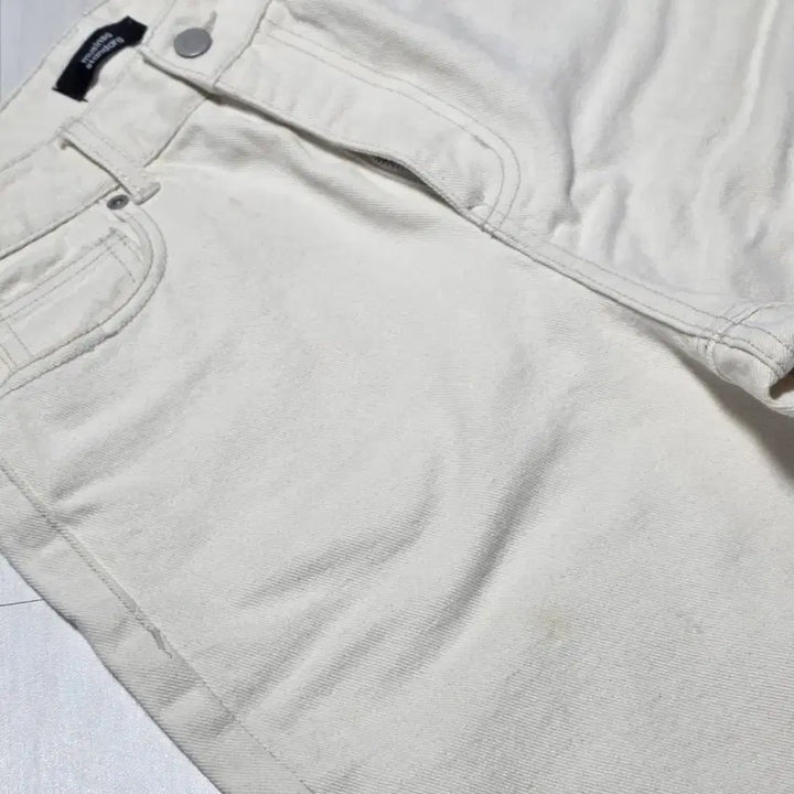 [BUNJANG] Musinsa Standard Regular Fit Denim Pants / [26_크림] 무신사스탠다드 레귤러 핏 데님 팬츠