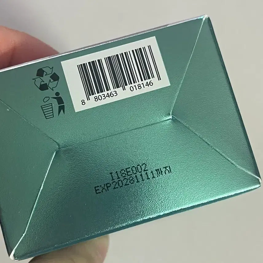 [BUNJANG] VT PDRN Glow Ampoule Mist 100ml / VT 피디알엔 글로우 앰플 미스트 100ml 기획 (+피디알엔 에센스 1