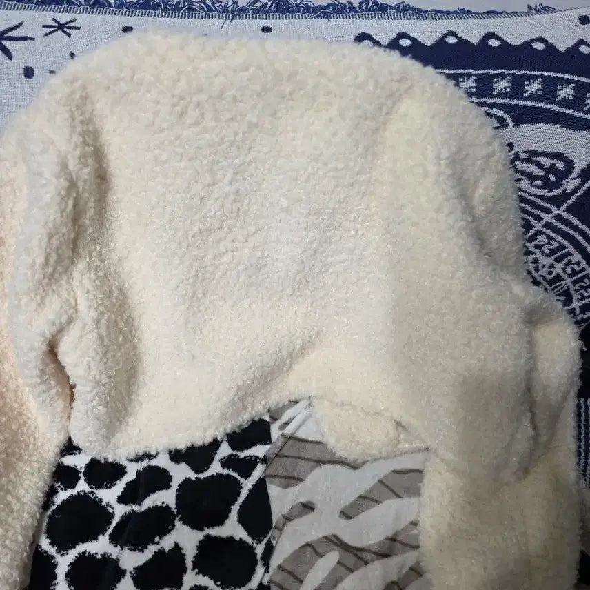 [BUNJANG] Foraday Ivory Boucle Crop Jacket / 포어데이 아이보리 뽀글이 크롭 자켓