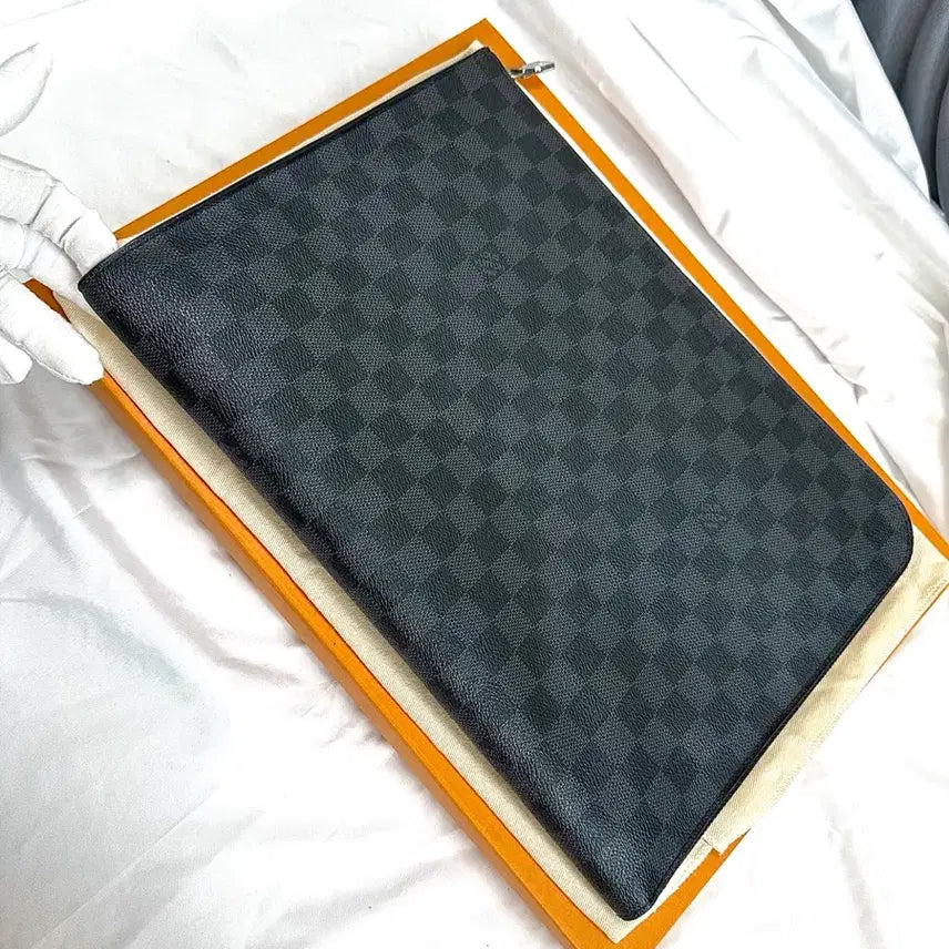 [SOLD OUT] 상태좋은 루이비통 다미에 포쉐트주르 클러치gm