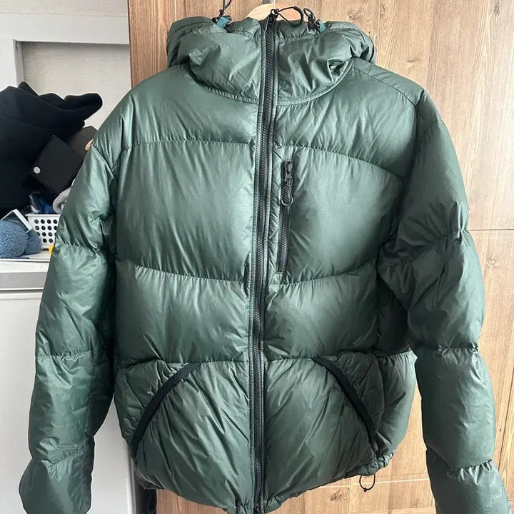 [BUNJANG] Outstanding Goose Down Padded Jacket / 아웃스탠딩 구스다운 패딩