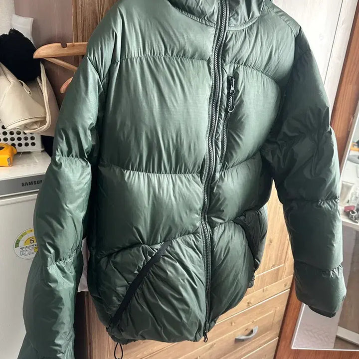 [BUNJANG] Outstanding Goose Down Padded Jacket / 아웃스탠딩 구스다운 패딩