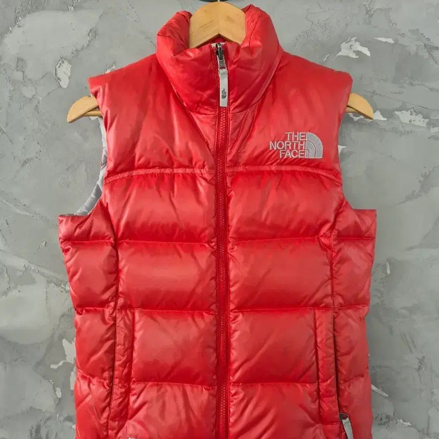 [BUNJANG] North Face 700 Nuptse Padded Vest (Women's M) / 노스페이스 여성 700 눕시 패딩조끼 M
