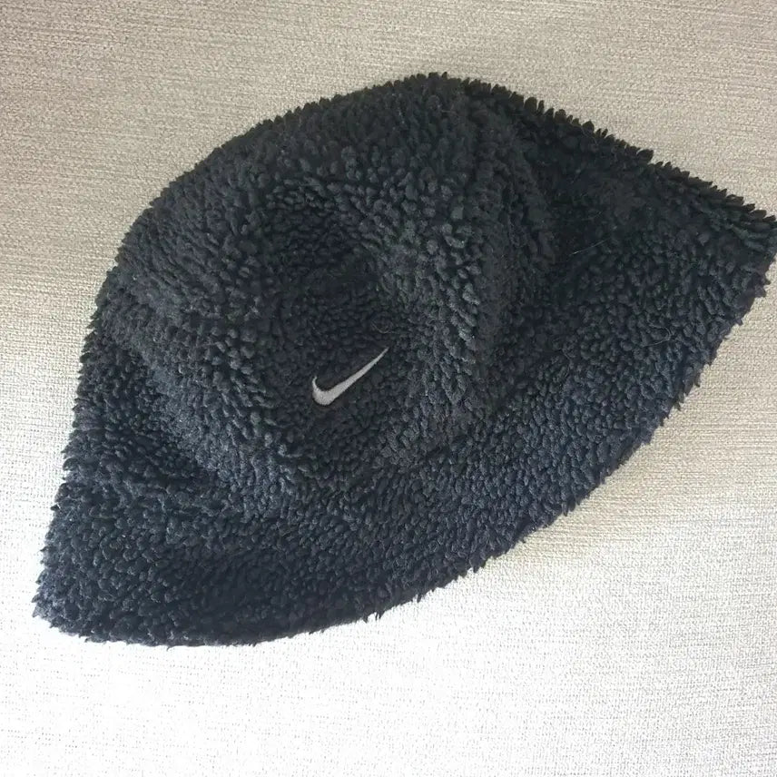 [BUNJANG] Nike Reversible Bucket Hat Black / 나이키 리버시블 버킷햇 블랙