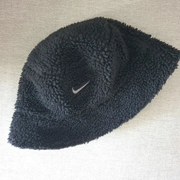 [BUNJANG] Nike Reversible Bucket Hat Black / 나이키 리버시블 버킷햇 블랙