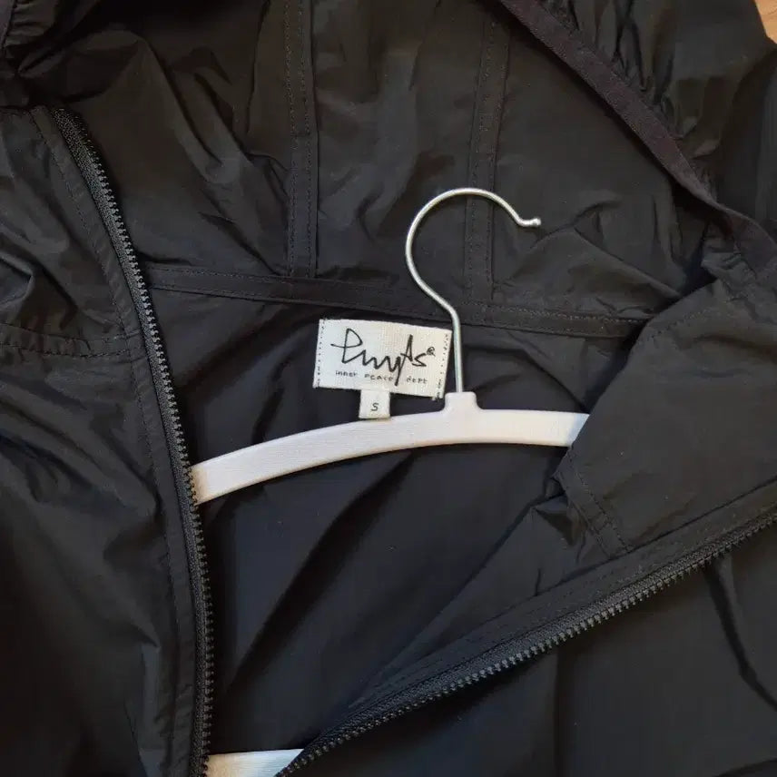 [BUNJANG] P-ACTIVE Lightweight Windbreaker Black S / 피지컬 디파트먼트 P-ACTIVE 라이트 웨이트 윈드브레이커_블랙 S