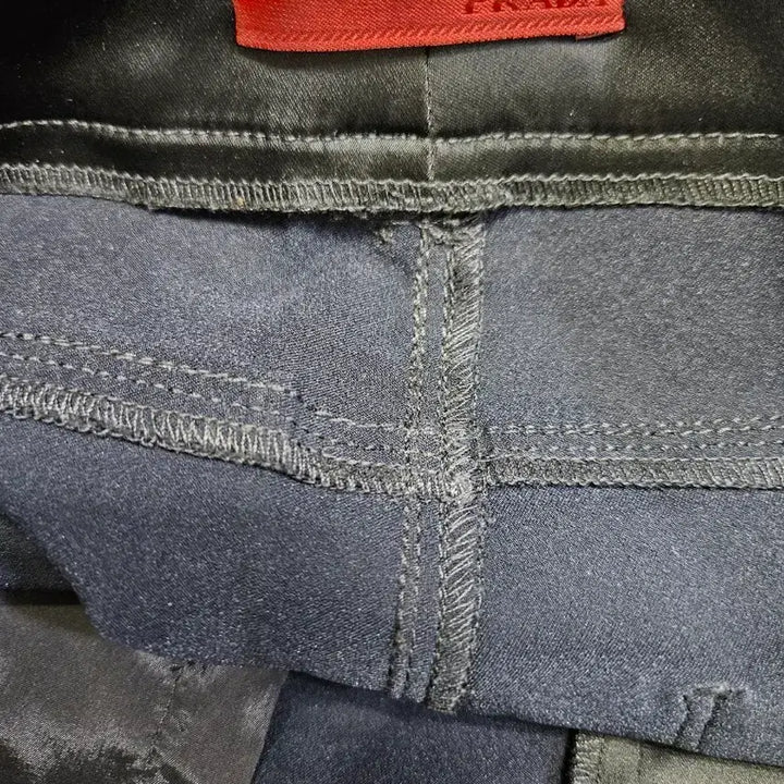 [BUNJANG] Prada Trousers / 프라다 바지