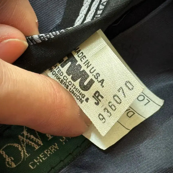 [BUNJANG] Burberrys Double-Breasted Blazer / 80s 90s USA 버버리 네이비 금장 더블 브레스티드 자켓