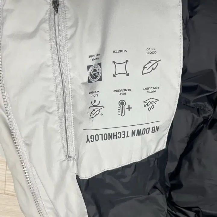 [BUNJANG] New Balance Goose Down Short Padded Jacket (L) / 뉴발란스 숏패딩 구스다운 L