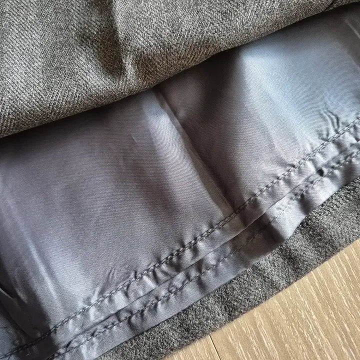 [BUNJANG] Gray Henningbon Wool Mini Skirt / 그레이헤닝본 모직미니스커트/새제품