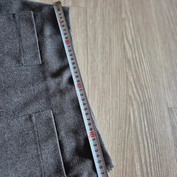 [BUNJANG] Gray Henningbon Wool Mini Skirt / 그레이헤닝본 모직미니스커트/새제품