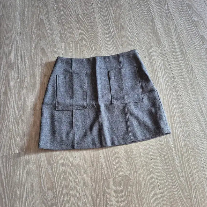 [BUNJANG] Gray Henningbon Wool Mini Skirt / 그레이헤닝본 모직미니스커트/새제품