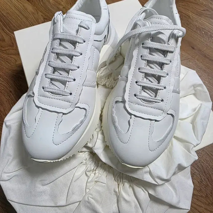 [BUNJANG] Maison Margiela Sneakers / 메종 마르지엘라  스니커즈 화이트