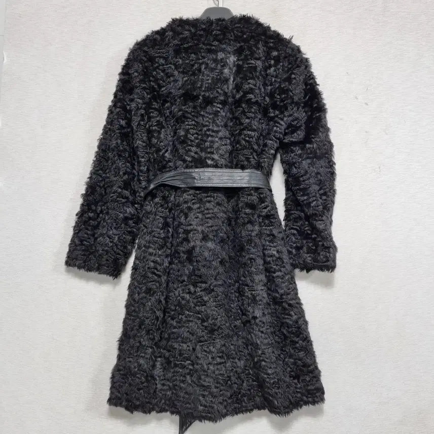 [SOLD OUT] ㅡ 에이치앤엠 벨티드 퍼코트 여66-슬77ㅡ0113