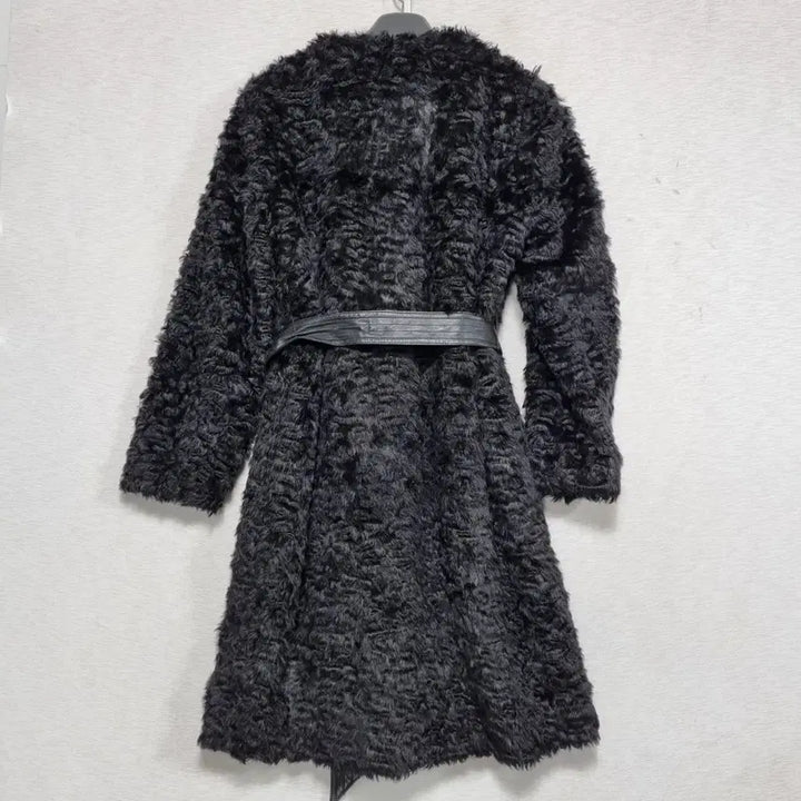 [SOLD OUT] ㅡ 에이치앤엠 벨티드 퍼코트 여66-슬77ㅡ0113