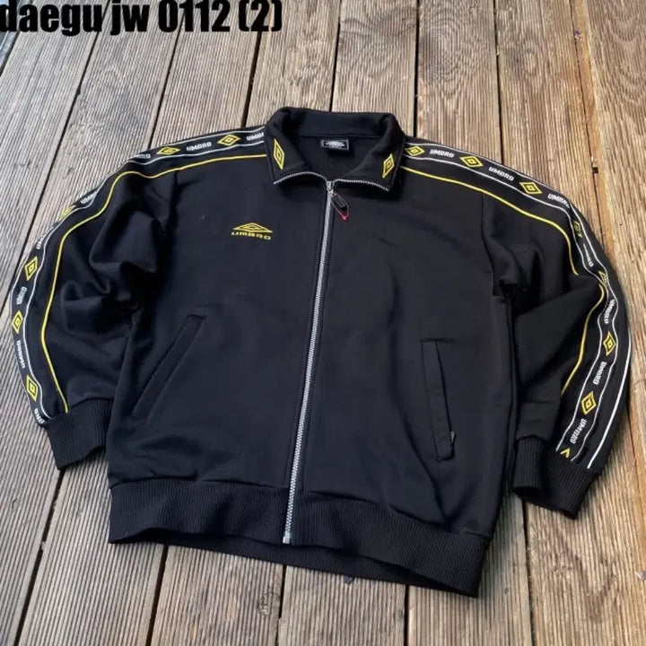 [SOLD OUT] 엄브로 집업