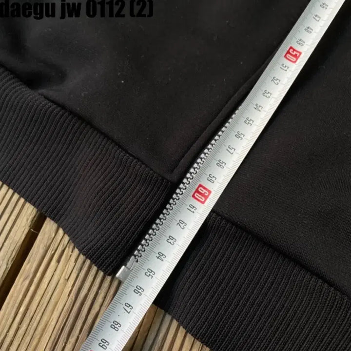[SOLD OUT] 엄브로 집업