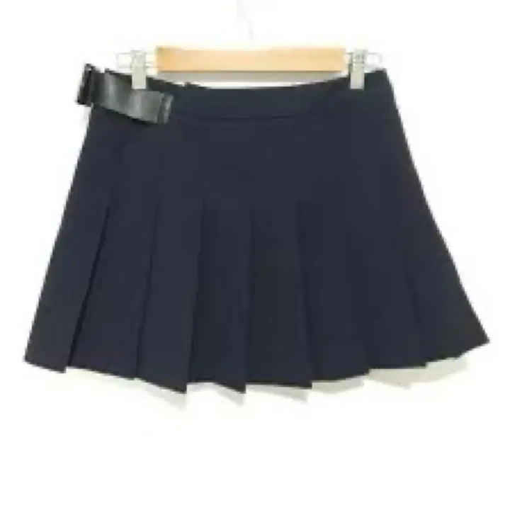 [BUNJANG] The Bannet Pleated Skirt / 더 바넷 The bannet 랩 부클 플리츠 스커트