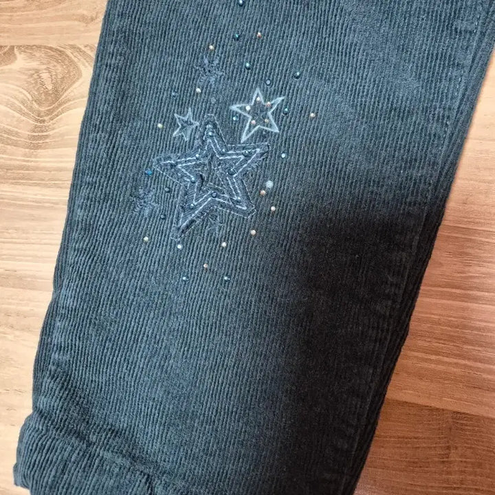 [BUNJANG] Son Jung Wan Embroidered Corduroy Pants / 손정완 디자이너 자수 큐빅 골덴 여성 팬츠