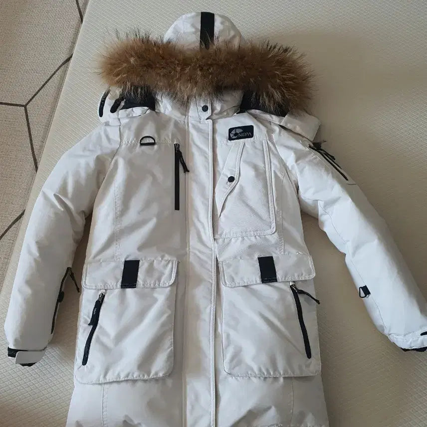 [BUNJANG] Nepa Women's Goose Down Padded Jacket / 네파 여성구스패딩