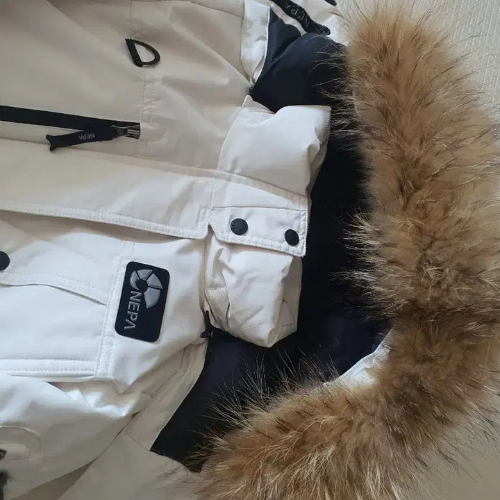 [BUNJANG] Nepa Women's Goose Down Padded Jacket / 네파 여성구스패딩