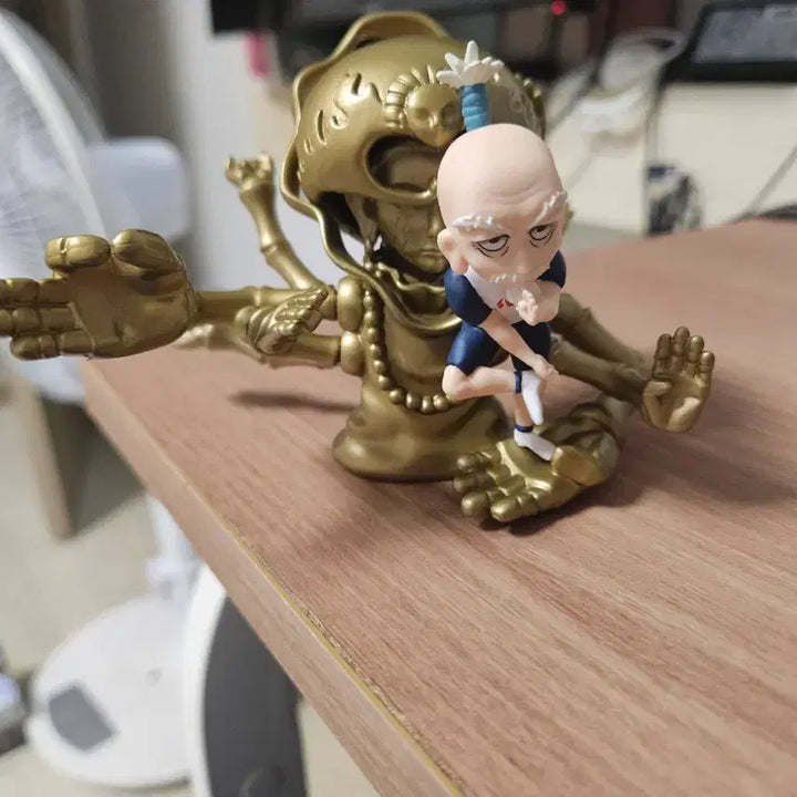 [BUNJANG] Hunter x Hunter Netero Desktop Figure / 헌터x헌터 데스크탑3 네테로회장 9000원