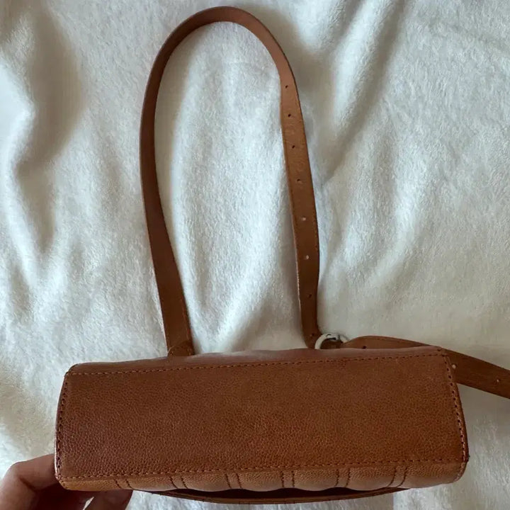 [BUNJANG] Minimute Flap Bag Caviar Camel / 실사0/ 미닛뮤트 플랩백 캐비어 카멜(상태 최상)