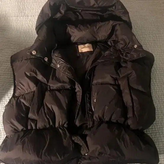 [BUNJANG] Free Goose Down Padded Vest / 구스 다운 패딩 조끼 free