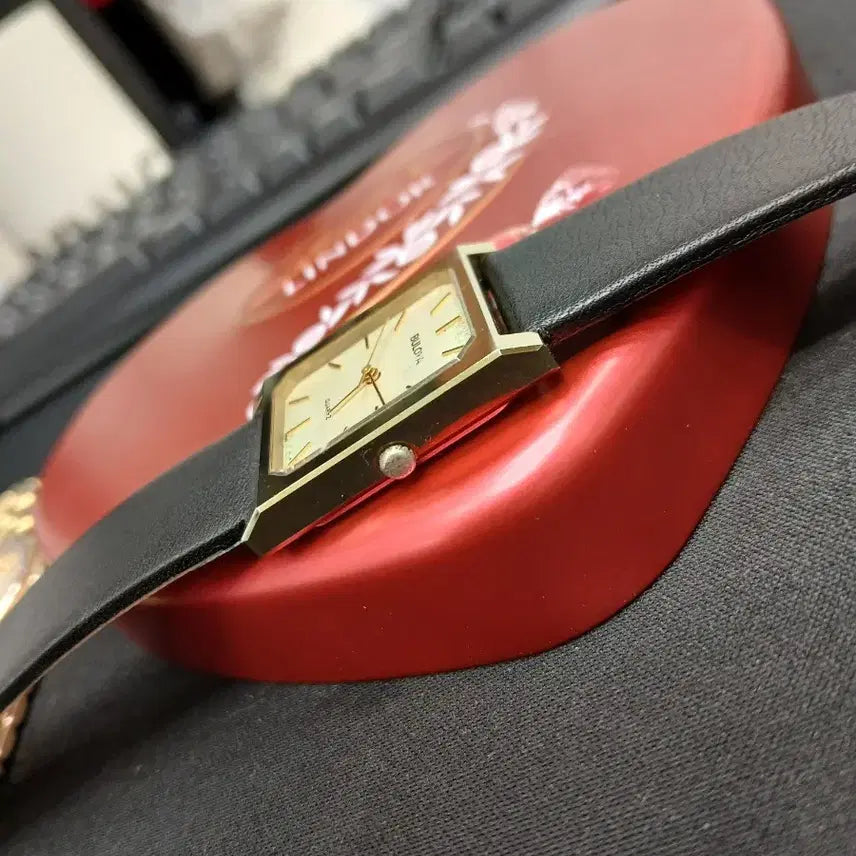 [BUNJANG] Bulova Tank Original Watch Series 1 / 할인 부로바탱크 오리지날 정품 / 부로바 희소희귀매물 시리즈1