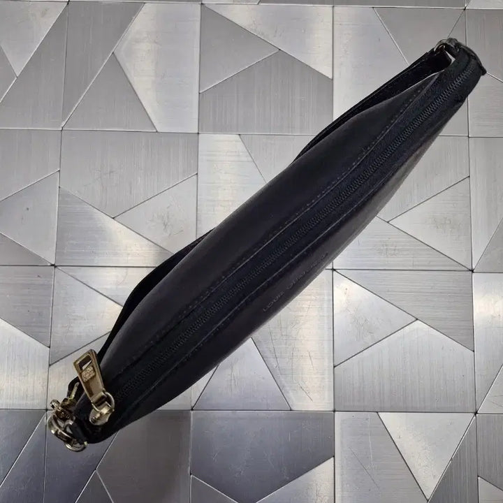 [BUNJANG] Louis Quatorze Pouch / 루이까또즈 파우치 (택포)