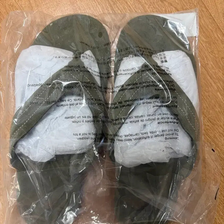 [BUNJANG] Colorcola Suede Flip Flops (Khaki) - 260mm / 컬러콜라 스웨이드 플립플랍 260 새제품 판매합니다.