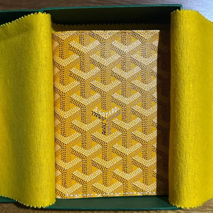 [BUNJANG] Goyard Wallet / 고야드 중지갑 여권사이즈동일(리미티드 파리에서 직접구매)