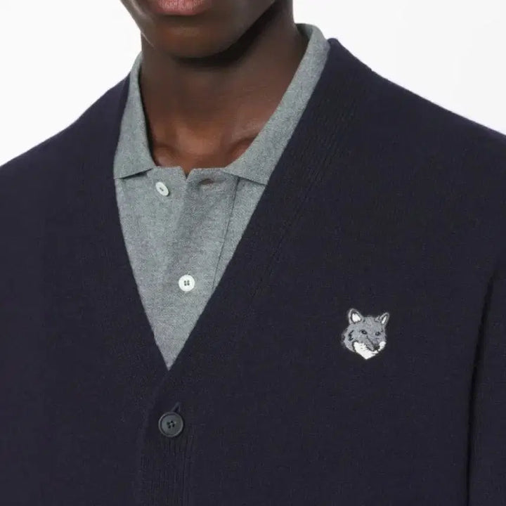 [BUNJANG] Maison Kitsune Gray Fox Patch Cardigan / 메종키츠네 그레이 폭스 패치 가디건 블랙/네이비